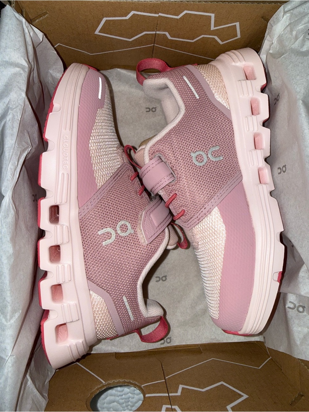 On Running Kids Pink Mesh Cloud Sneakers